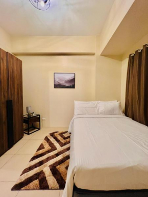 * * Y Stylish 2BR Option for 6